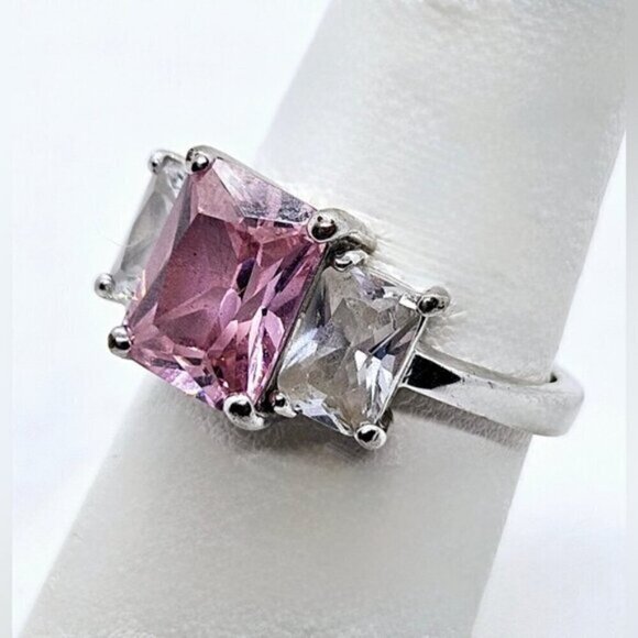 Romantic Pink Zircon Luxury Crystal Stone Silver Tone Ring - Picture 6 of 8